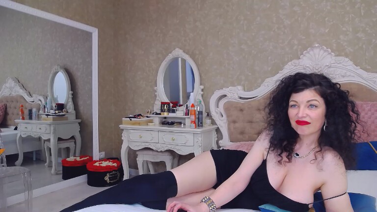 NataliaRed's Streamate show and profile