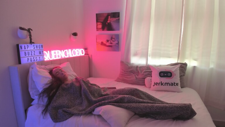 QueenChloeXO's Streamate show and profile