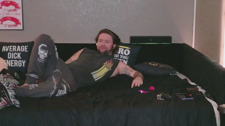 SkittenCymphora's Streamate show and profile