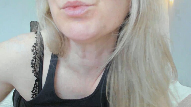 XxSweety_GirlxX's Streamate show and profile