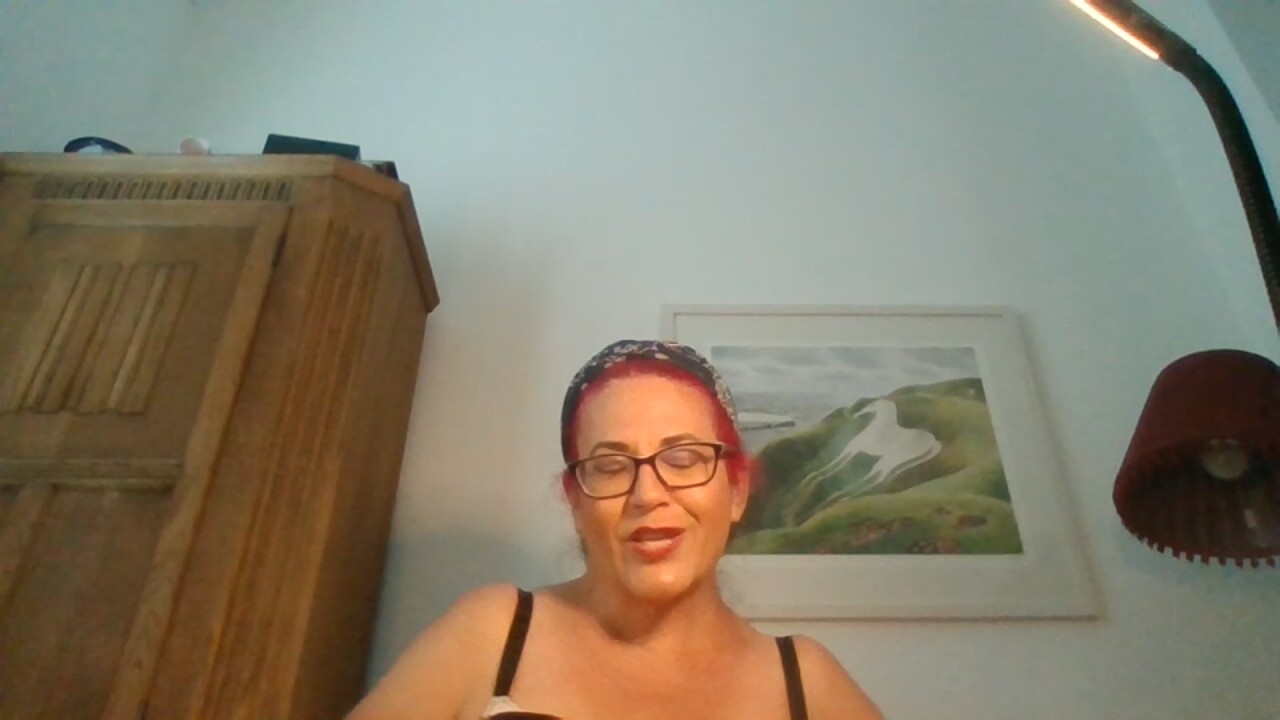 KinkyCorina