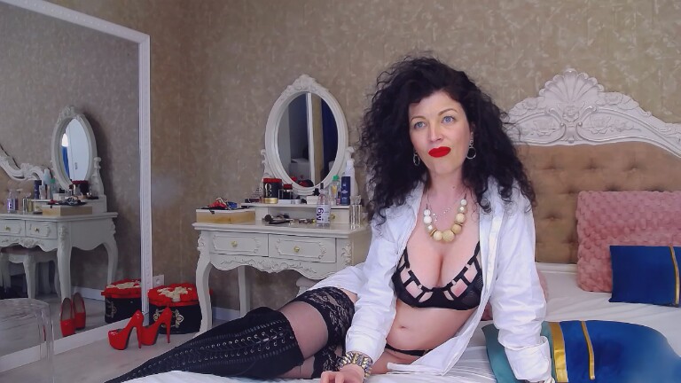 NataliaRed's Streamate show and profile